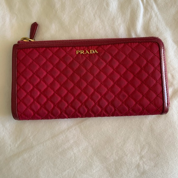 Authentic Pink Prada Wallet - Picture 2 of 3